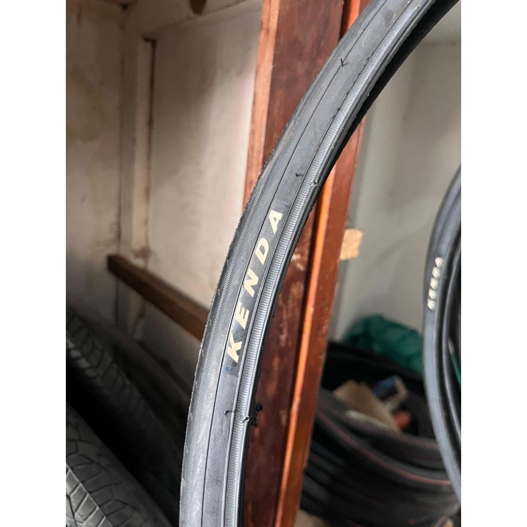 Ban Luar Kenda Fixie
