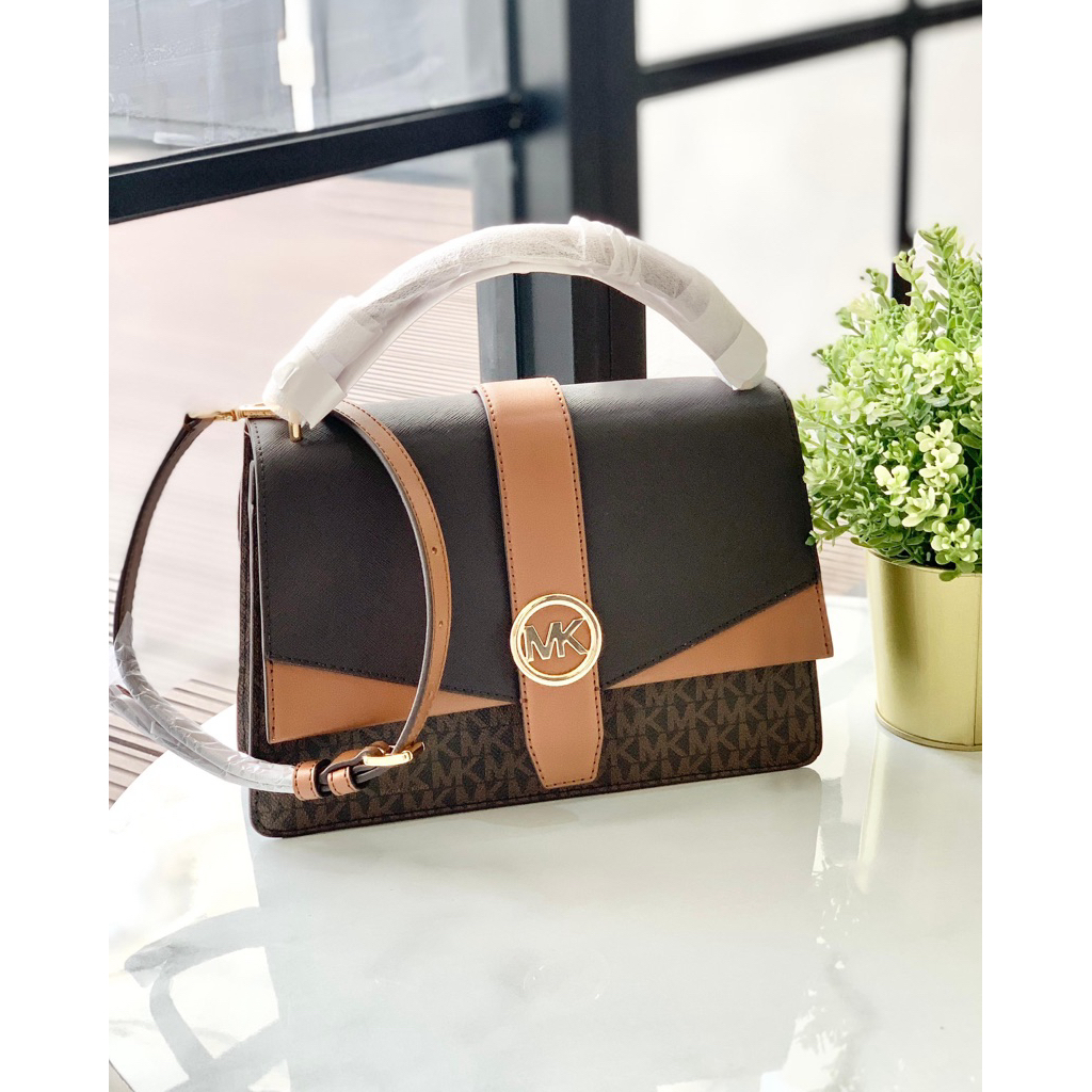 Mk Greenwich Sign Brown