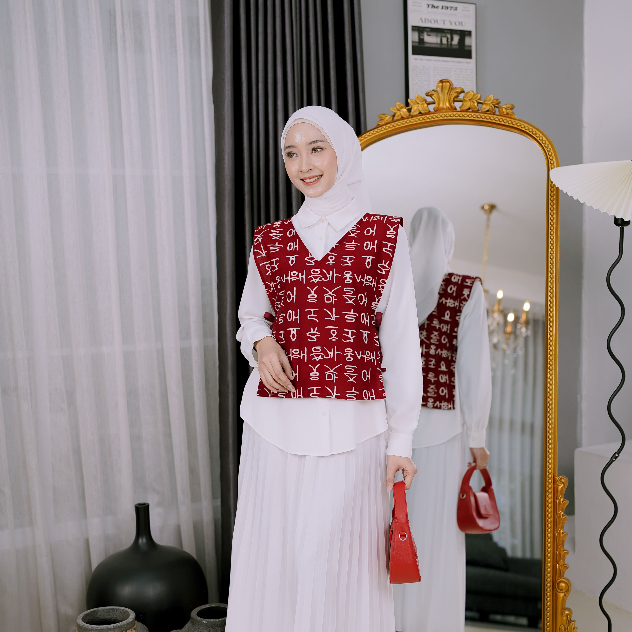 Delova Wardrobe - VEST BATIK VOL. 2 Premium Modern Jumputan Atasan Batik Leher V Neck Wanita Etnik Rompi Outer Katun Premium Ekslusif Viral Termurah Formal Kantor Kekinian Mafia Batik Tenun Model Oversize Tenun Blus Bolak Balik Tanpa Lengan Putih Navy