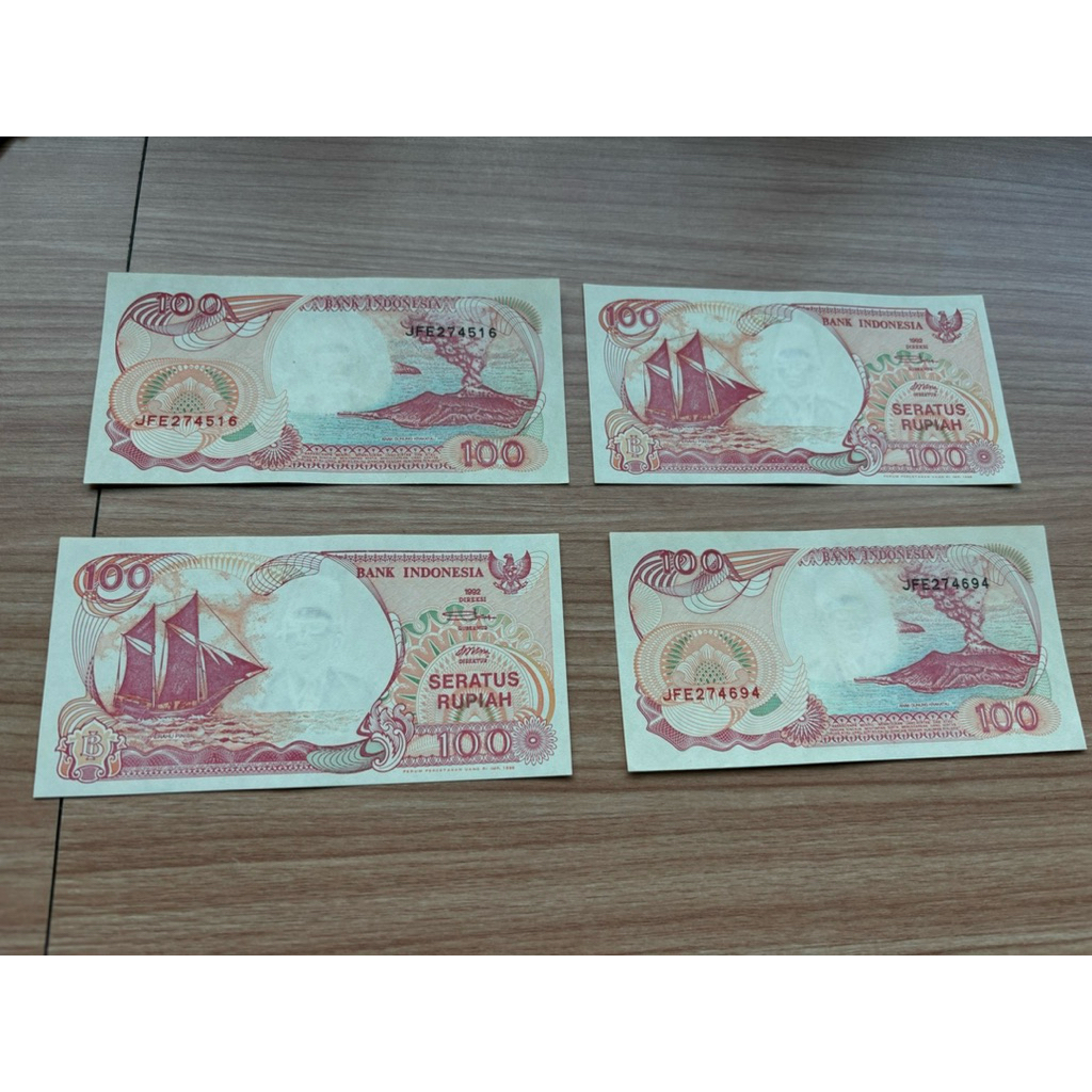 Uang Jadul 100 Rupiah Kapal Layar 1992 — Koleksi Uang Lama