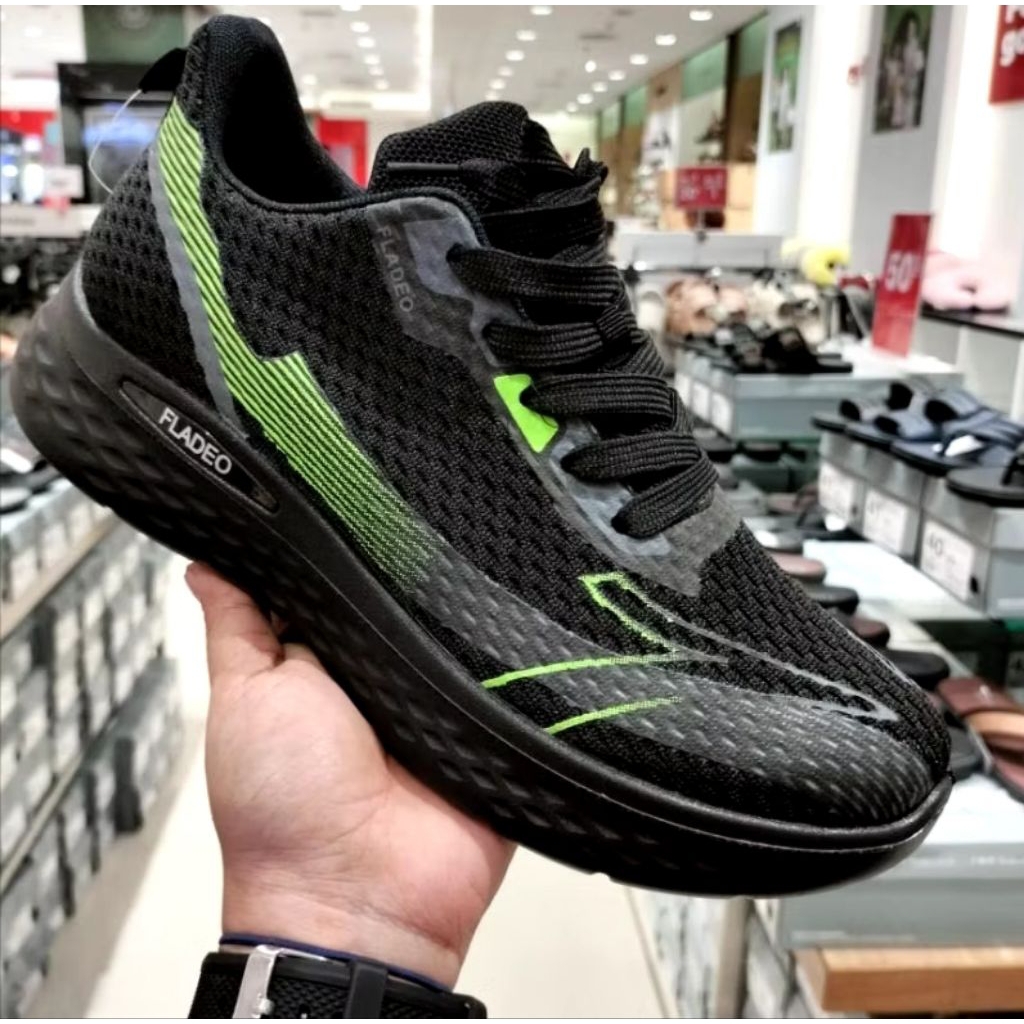 Fladeo Sepatu Sneakers tali Pria