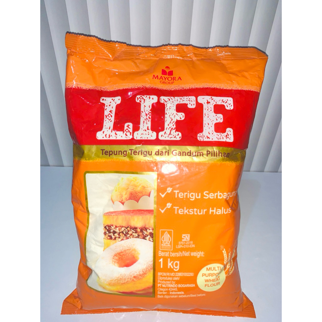 

LIFE TEPUNG TERIGU GANDUM 1 KG