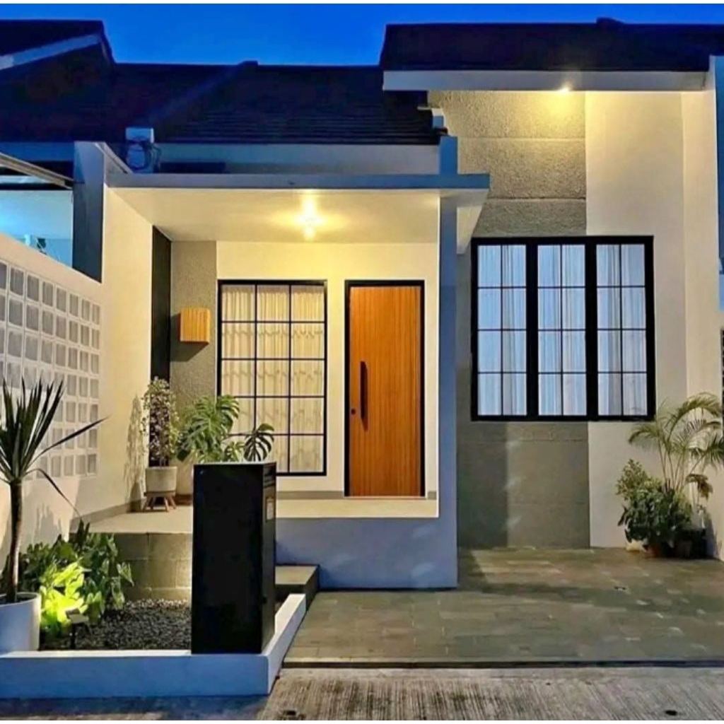 jendela 3 daun satu set dengan kaca mati.FREE PAKING KAYU LAPIS PAPAN TRIPLEK,FREE BAUT FISHER 8MM.