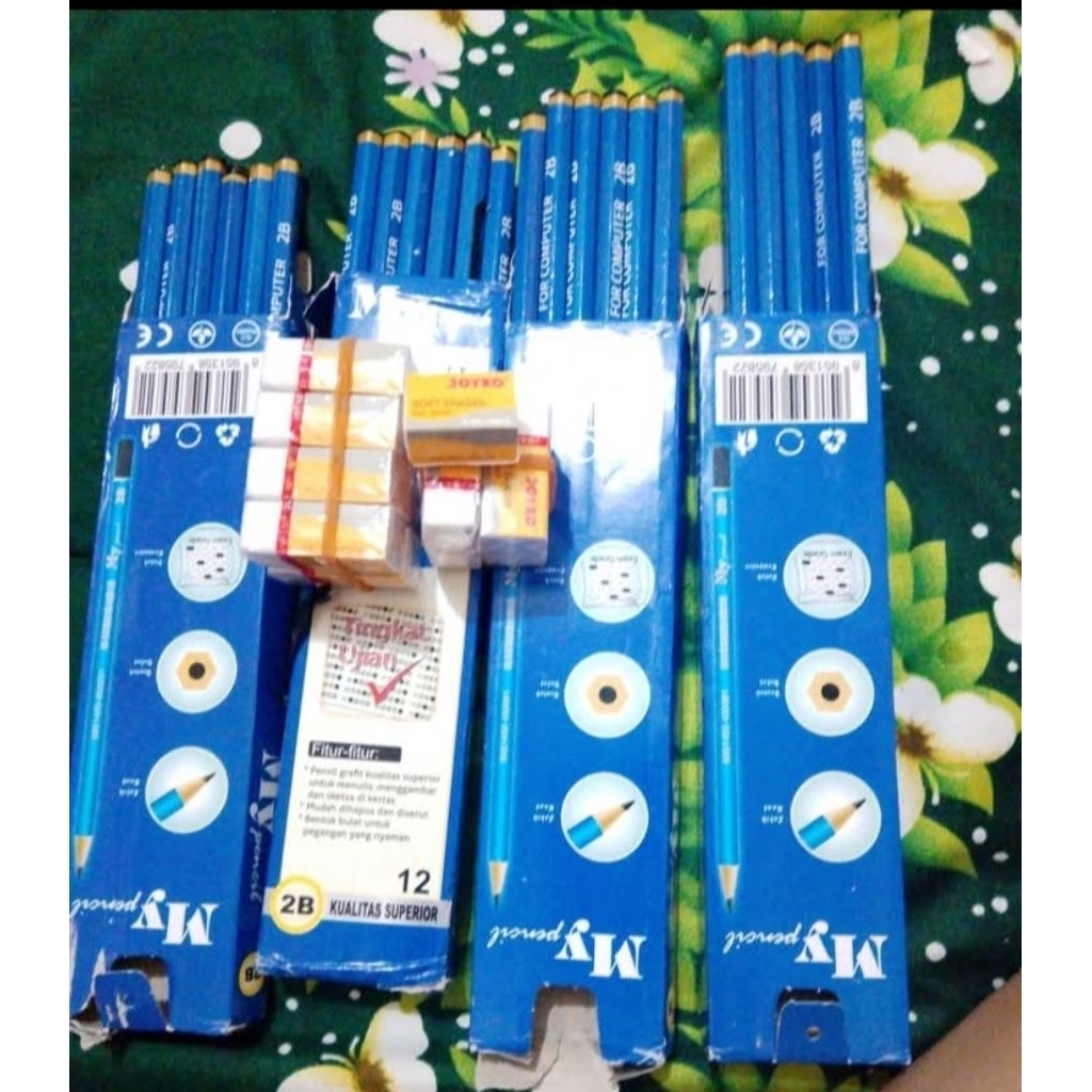 

Pensil dan Penghapus 1 Paket