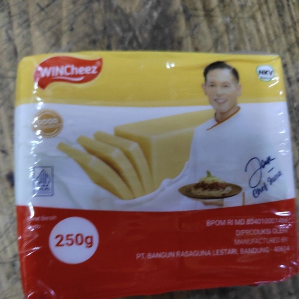 

KEJU WIN CHEEZ KEMASAN 250 GRAM