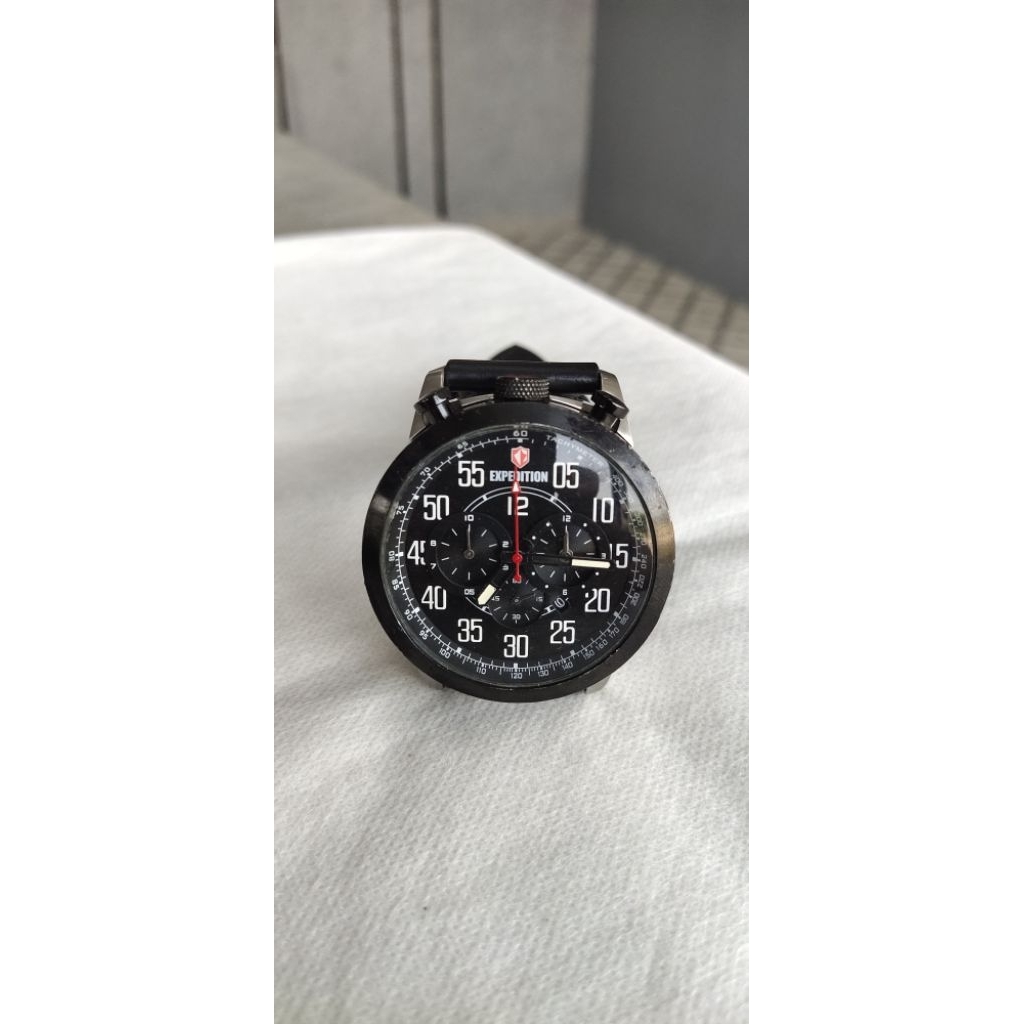 Jam Expedition Model BullHead Authentic E6625M Quartz