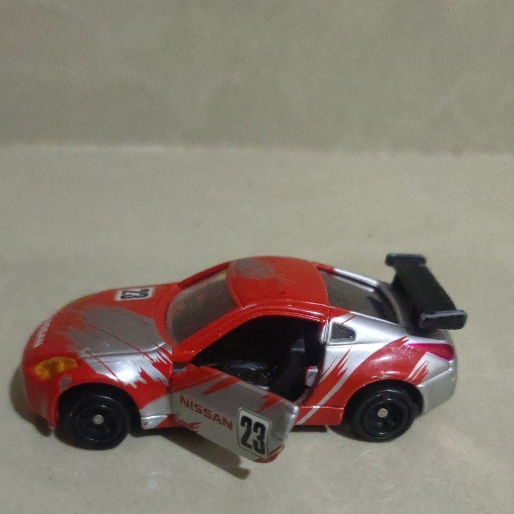 Tomica Nissan fairlady Z
