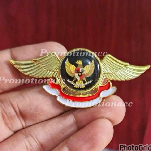 Wing Logo GARUDA / Pin Wing Bross GARUDA Peniti Magnet Logam Kuningan sepuh emas PREMIUM