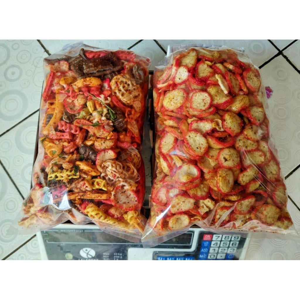 

paketan hemat seblak mix dan kerupuk pedas cikur 1kg