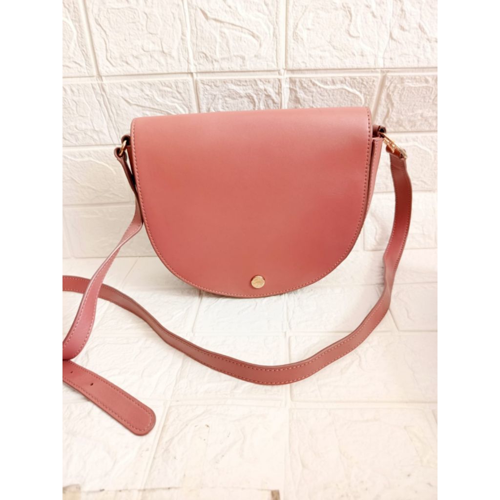 J.ESTINA Sling bag original