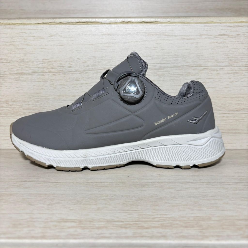 SEPATU OUTDOOR  TREKKING HIKING & RUNNING PROSPECS BOA SYSTEM / TALI PUTAR SECOND ORIGINAL  [ MURAH 