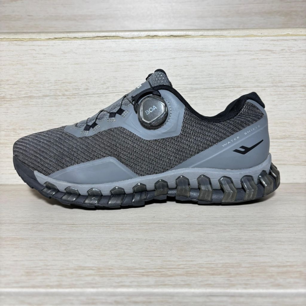 SEPATU OUTDOOR  TREKKING HIKING & RUNNING PROSPECS BOA SYSTEM / TALI PUTAR SECOND ORIGINAL  [ MURAH 