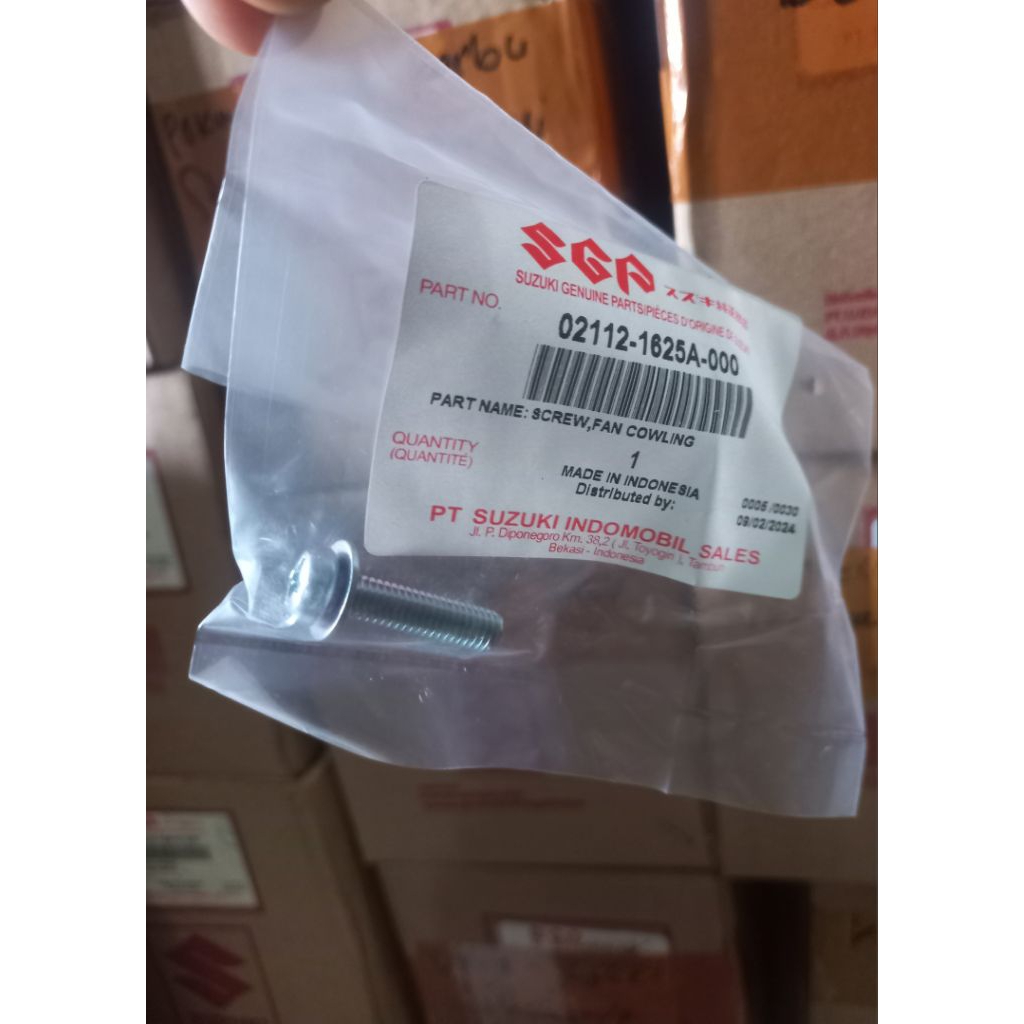baut tutup cover kipas mesin suzuki spin 125 skywave hayate skydrive original