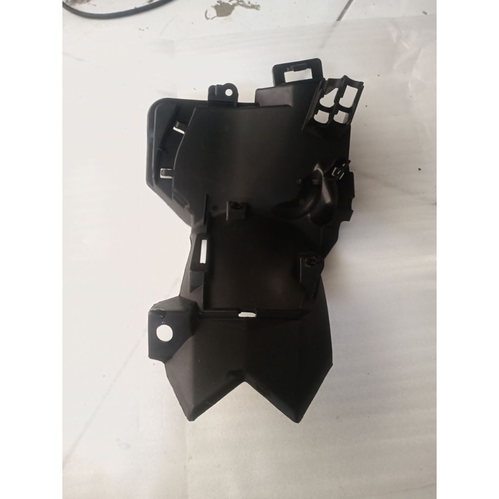 spakbor kolong vario 150 vario 125 original slebor kolong vario 125 vario 150 2015-2021