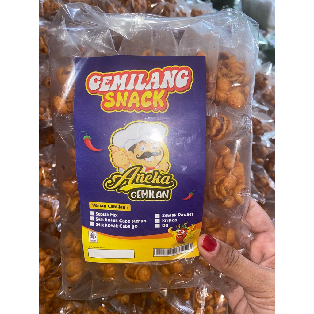 

kerupuk kerang 1 pak isi 20 pcs buat jual lagi cemilan snack pedas