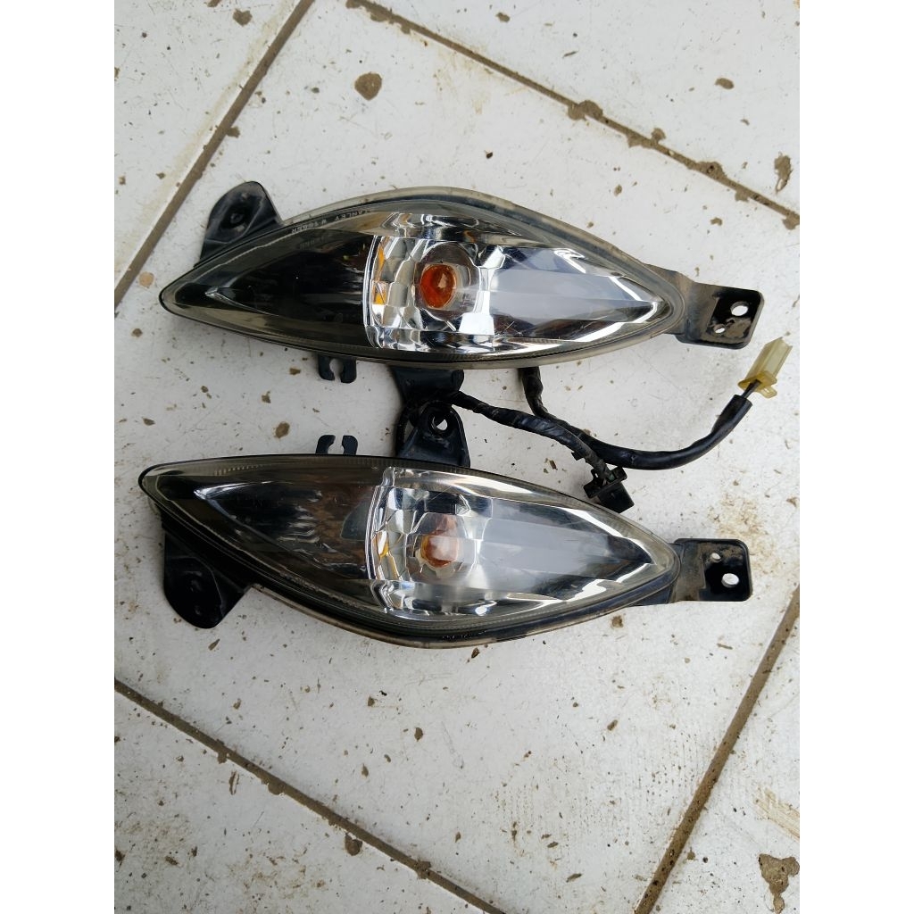 lampu sein sen riting blakang Fino fi 115/125