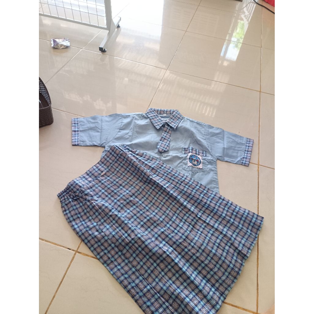 SERAGAM TK/PAUD KOTAK