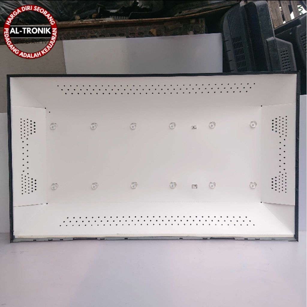 1 SET BACKLIGHT TV COOCAA 32 INCH MODEL 32S7G BL BACK LIGHT COOCAA 32S7G 32S7 32S