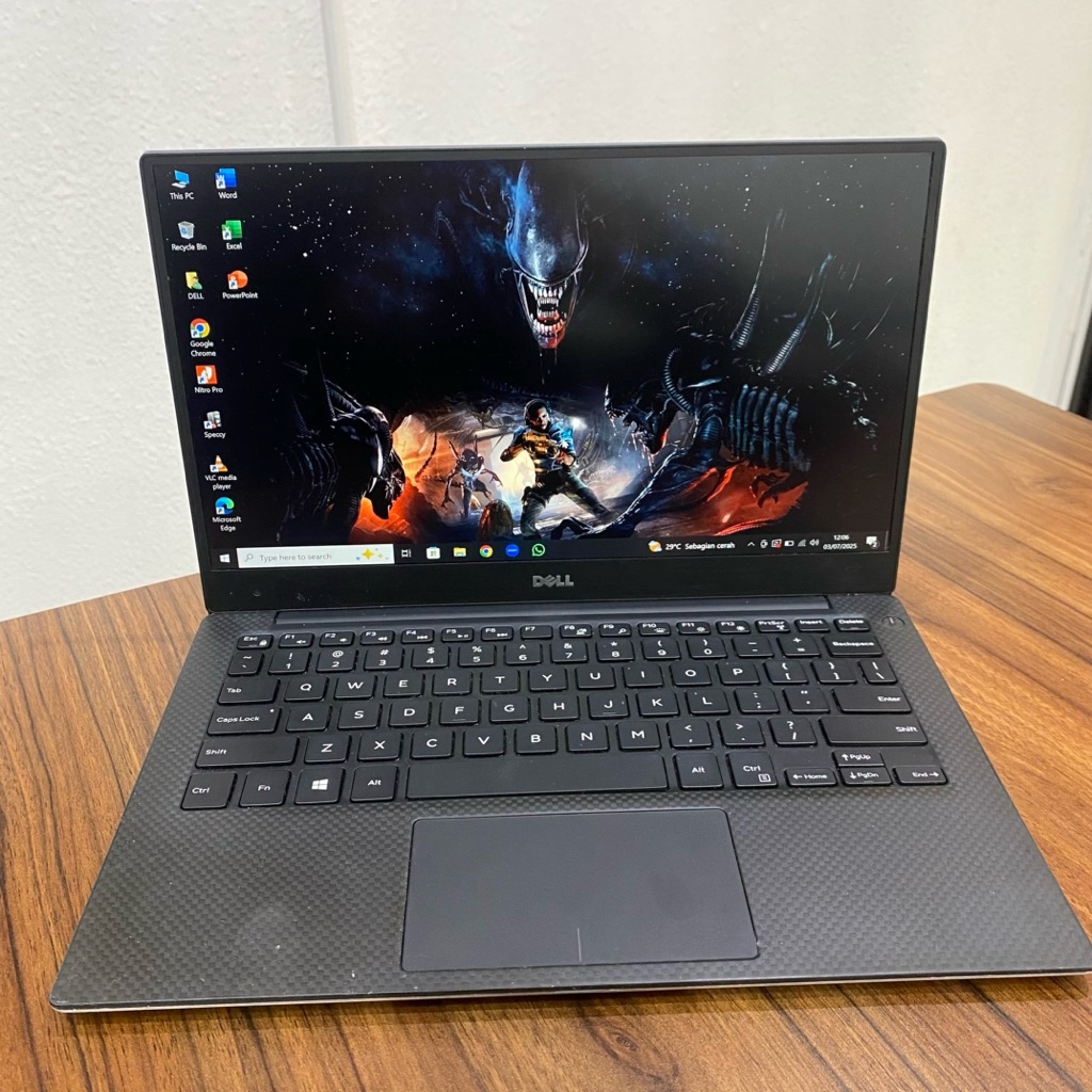 Laptop Dell XPS 13 9350 i5-7th Gen 8/256GB