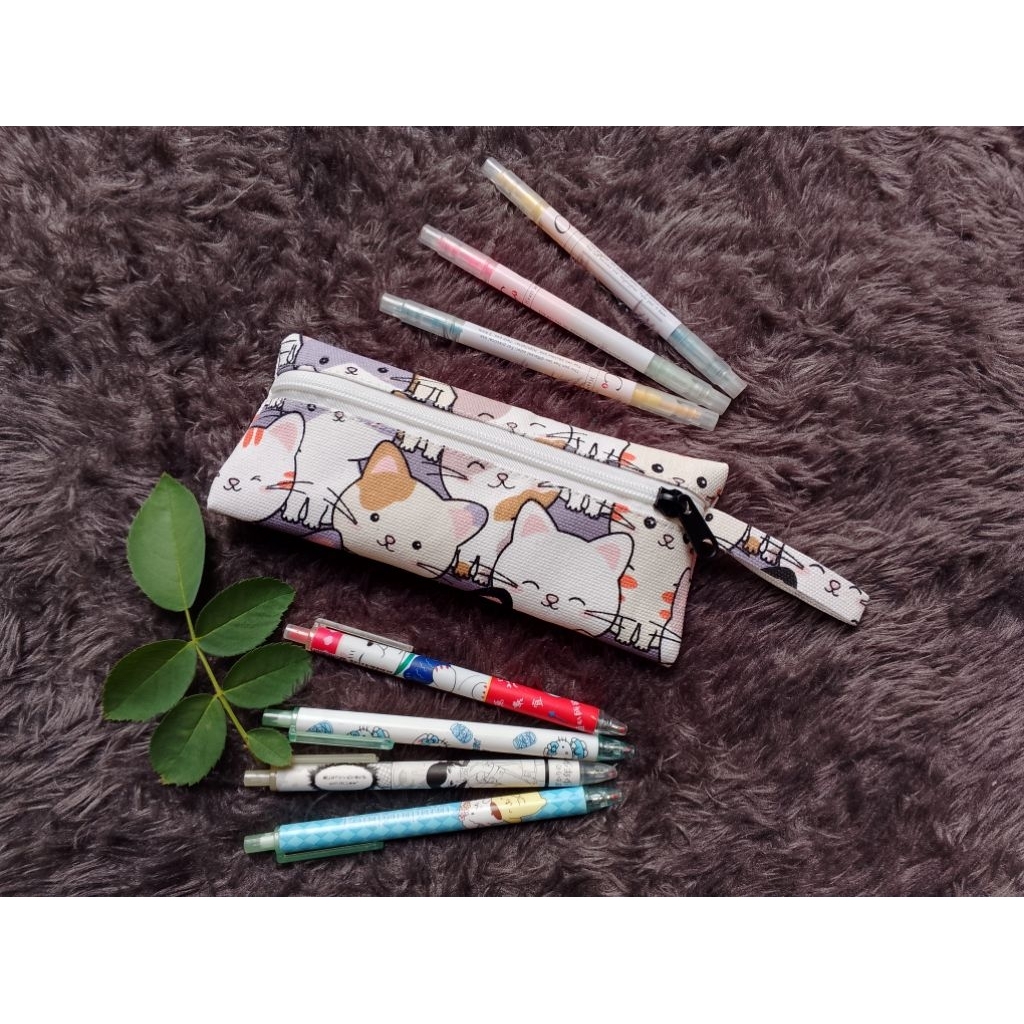 

TERMURAH/TERLARIS/TEMPAT PENSIL KARAKTER/TEMPAT PENSIL MURAH/TEMPAT PENSIL/KOTAK PENSIL/DOMPET PENSIL/POUCH PENSIL MOTIF KUCING/TEMPAT PENSIL LUCU