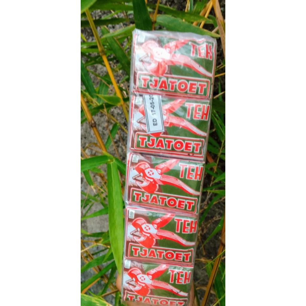 

TEH TJATOET isi 10 bungkus @ 40 gram ES TEH JUMBO