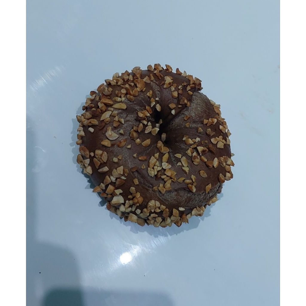 

Double Choco with Peanut Bagels isi 2pcs