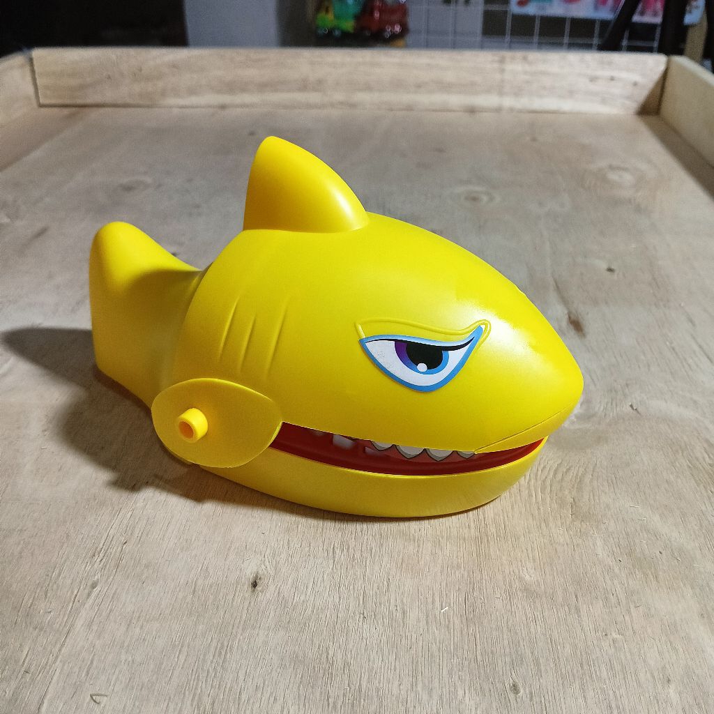 Crazy Shark Game Hiu gigit Jari Mainan Hiu Buaya Godzilla Crocodile Banyak Warna