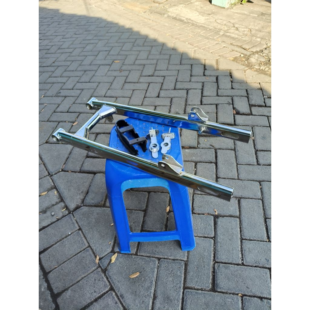 Swing arm Honda karisma tipe long /swing arm karisma model w175 ya bagus/arm supra x125 tipe long