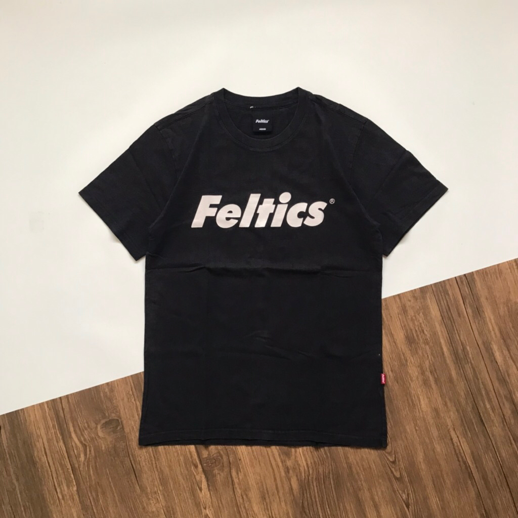 Feltics tshirt