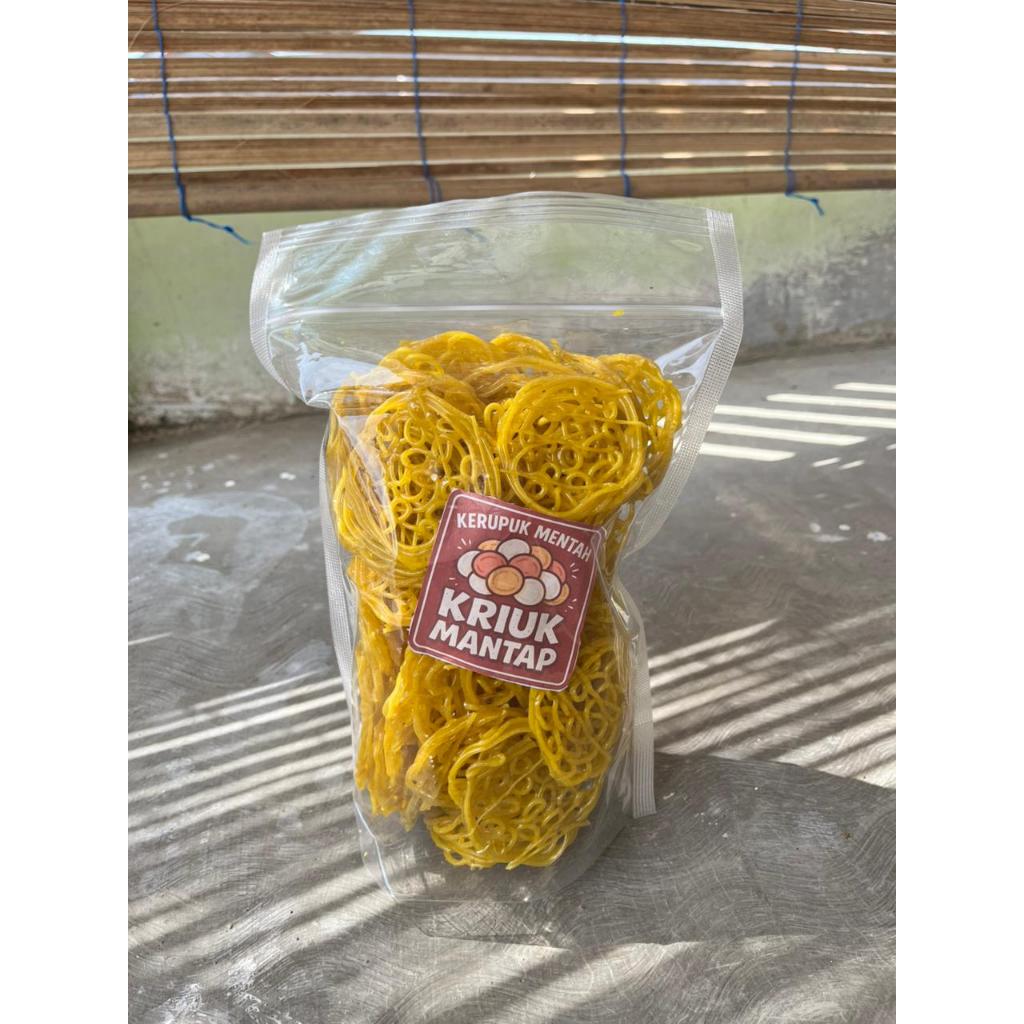 

Kerupuk Mie Mentah Ukuran Kecil Kriuk Gurih Renyah | Camilan Tradisional Serbaguna | Cocok untuk Topping Makanan & Gorengan | Kerupuk Mie Mini Gurih