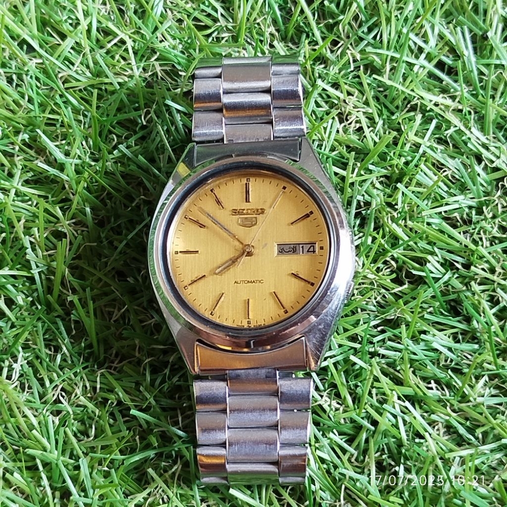 jam tangan pria SEIKO 5 AUTOMATIC vintage 7009-3040 gold dial