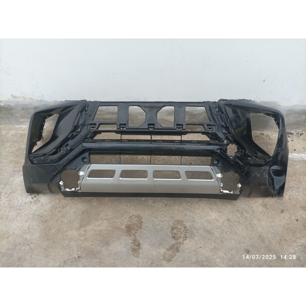 Bemper Bumper Depan Xpander Ultimate 2016 2017 2018 2019 Original