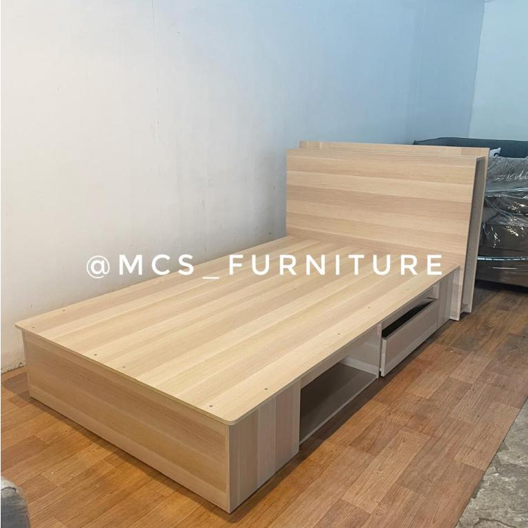 Dipan Divan Laci Storage Ranjang Tempat Tidur (Blm termasuk springbed) Mebel MCS Furniture Semarang