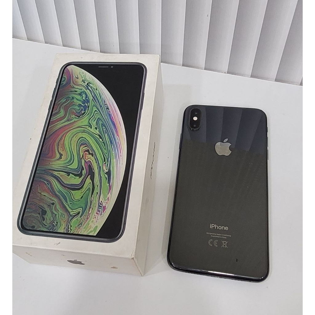 iphoneXSmax64gb