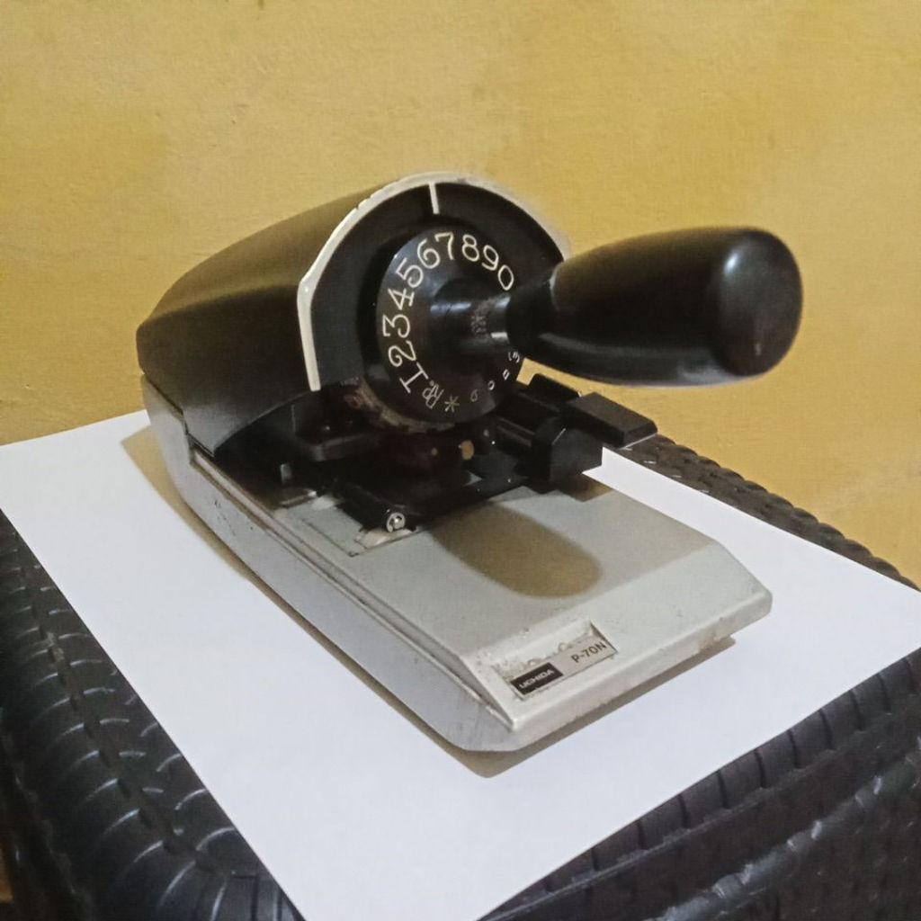 

Cek writer Uchida P-70N