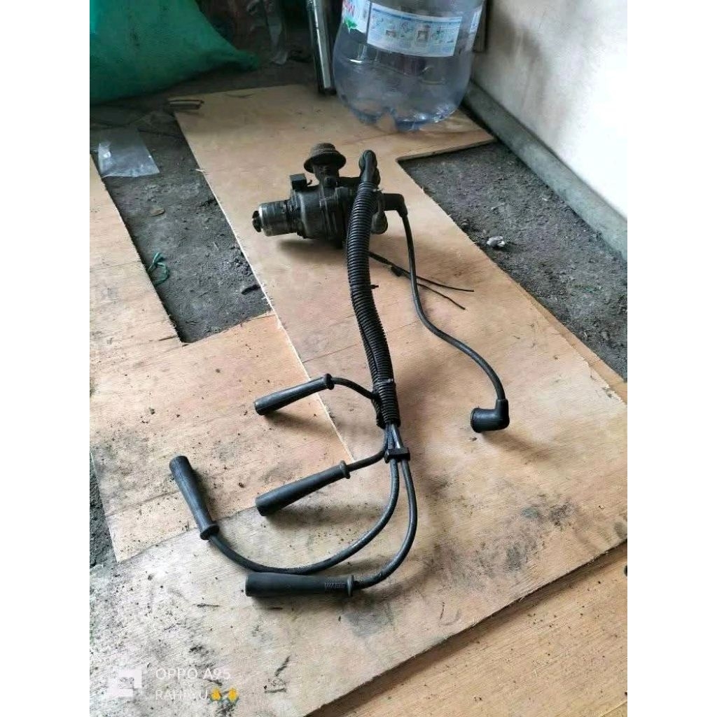 Kabel busi kabel Delco Ford laser