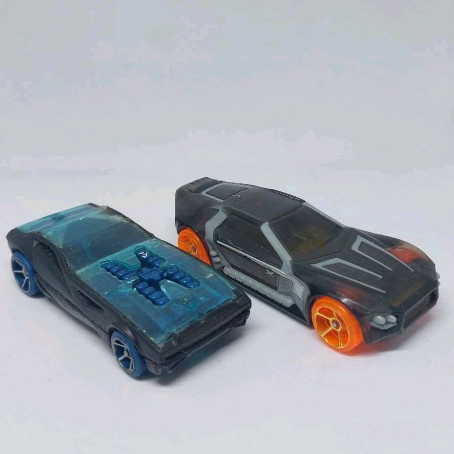 hotwheels fantasy bye focal & bullet proof