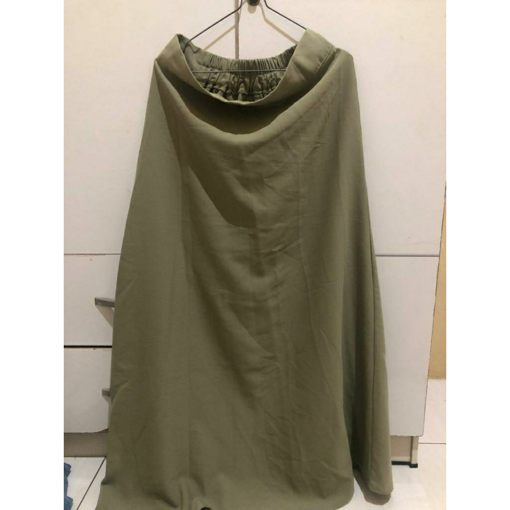 [PRELOVED]Rok Panjang Hijau Sage