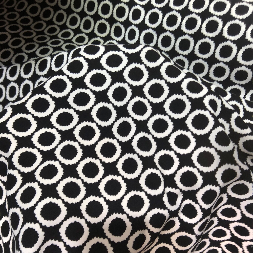 kain wolfis motif polkadot - kain wolfis motif premium lbc