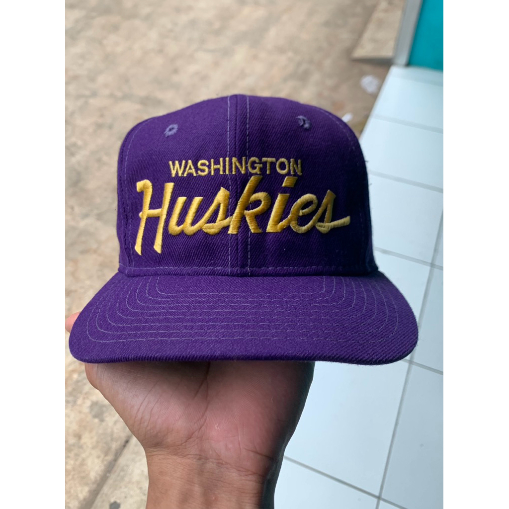 topi snapback vintage huskies by youngan