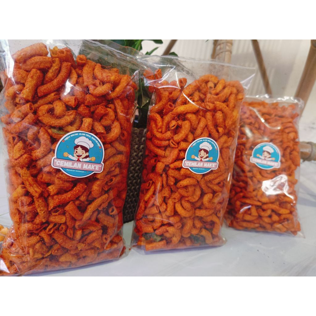 

Cemilan Mak'e 250 gram makroni bantet termurah renyah gurih pedas makroni daun jeruk gutih mskroni bantat makroni 250 gram makroni rempah makroni banyuwangi