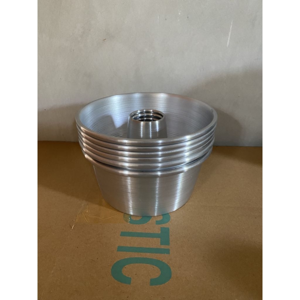 loyang tulban atau loyang bolu tulban