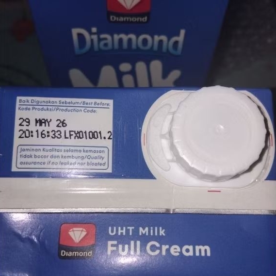 

Susu UHT Diamond 1000ml rasa Full Cream