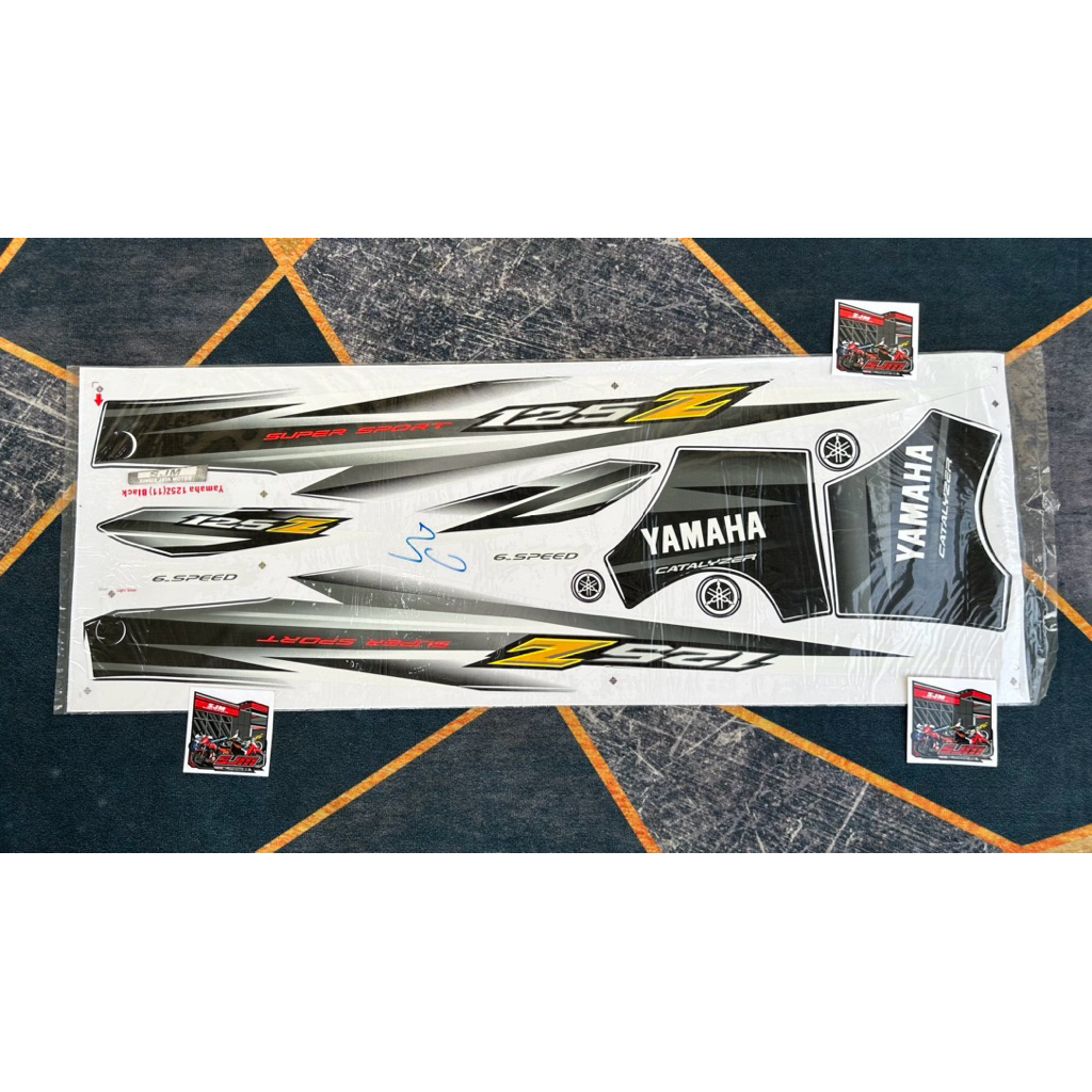 STIKER BODI 125Z. STRIPING BODY YAMAHA 125ZR WARNA HITAM IMPORT MALAYSIA (125Z 11 BLACK)