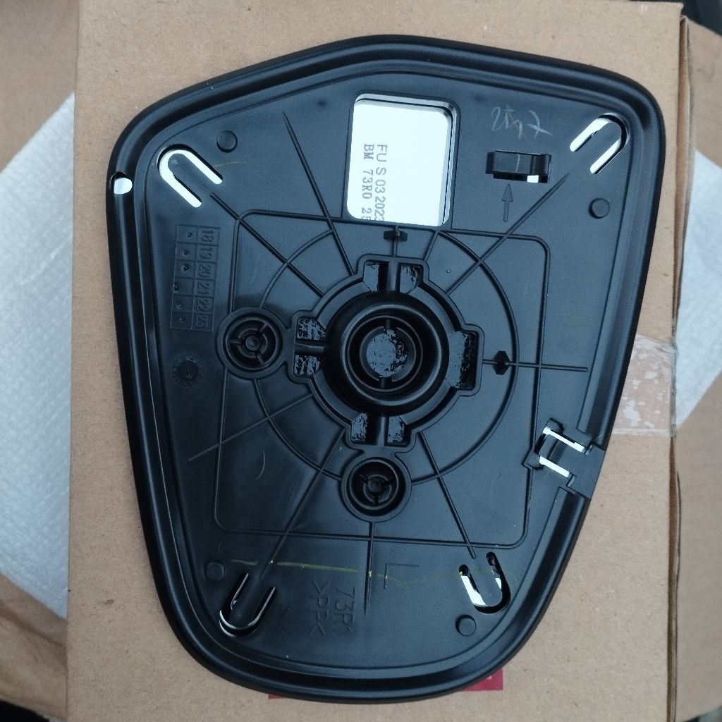 KACA SPION KIRI MOBIL SUZUKI ALL NEW ERTIGA, ALL NEW ERTIGA HYBRID TYPE GL, GX,SS. ORIGINAL SGP.