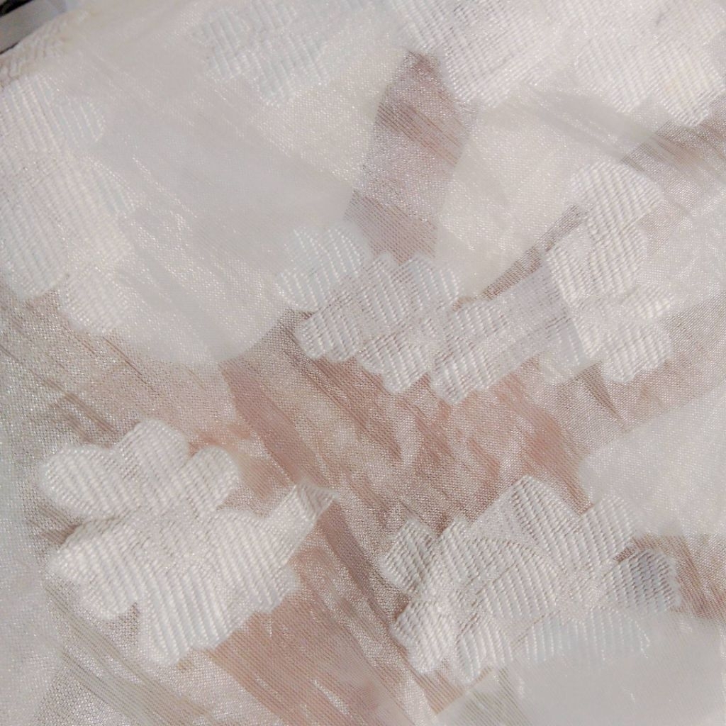 Kain Organdi Organza Bunga Timbul Motif Awan – Kain Transparan Elegan untuk Dekorasi & Fashion lq