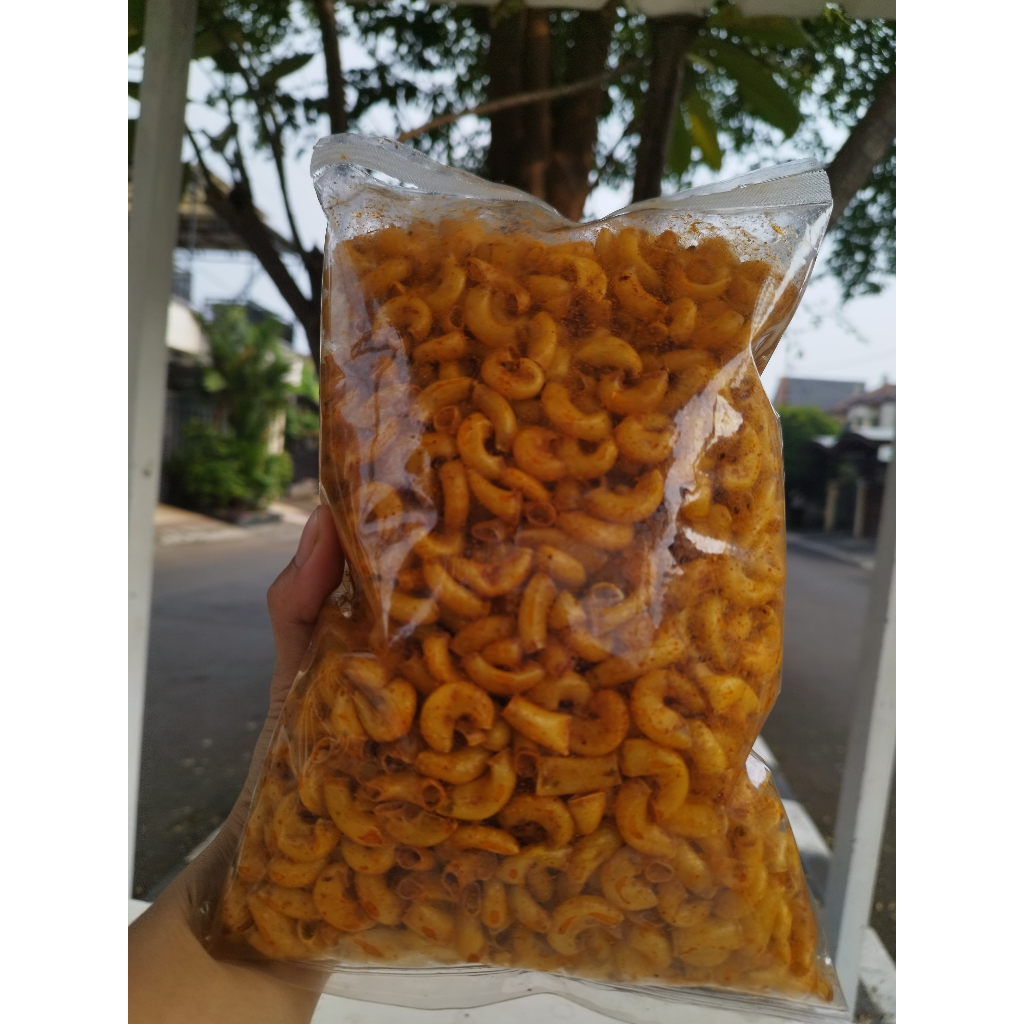 

Makaroni pedas daun jeruk 500g,1kg