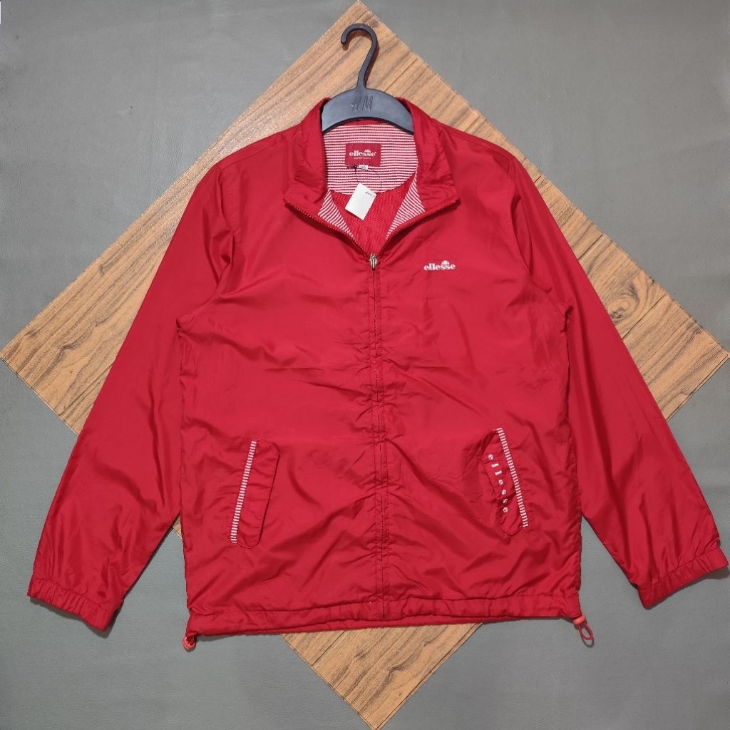 wb jacket ellese merah
