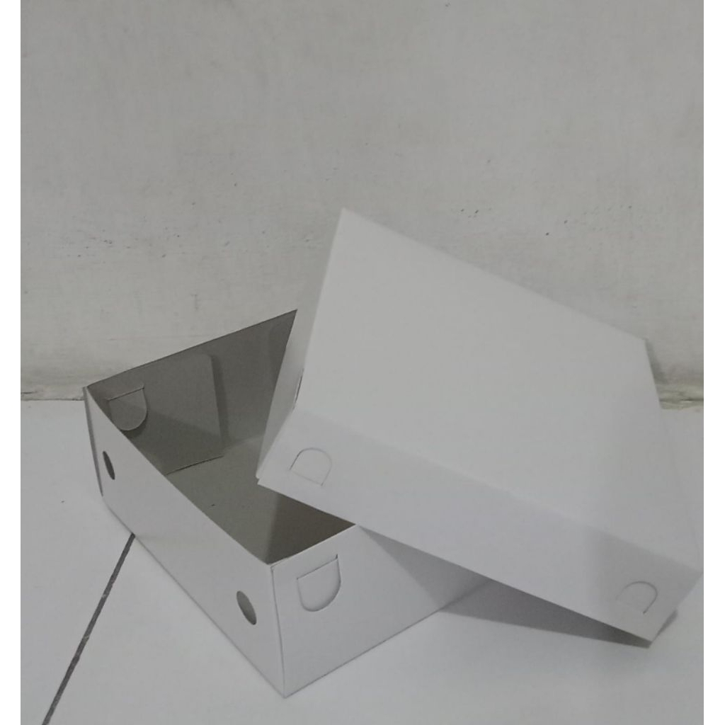 

BOX NASI UK 18X18 | DUS NASI UK 18X18 | BESEK