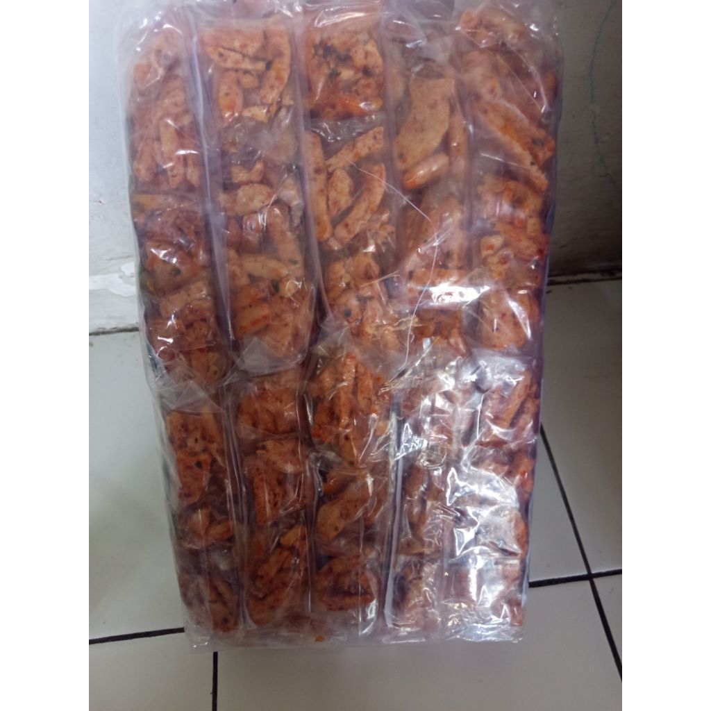 

basreng 489 1ball isi 10pak/kerupuk basreng pedas gurih isi 200pcs